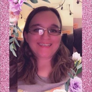 Meet your Posher, Erica elizabeth